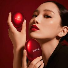 Load image into Gallery viewer, TIRTIR Mask Fit Red Cushion 17vanilla 18g كوشن فاونديشن من ترتر الكوري درجه فانيلا
