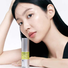Load image into Gallery viewer, Celimax Retinol shot serum 30ml
