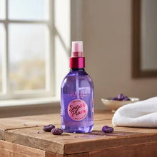 Load image into Gallery viewer, VICTORIA SECRET Sugar plum spraitz me! Hair &amp; Body mist 236ml
