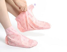 Load image into Gallery viewer, TonyMoly I’m lovely peach foot mask 16g
