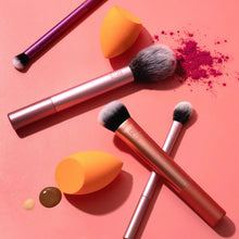 Load image into Gallery viewer, MAKE UP BRUSH SET 2ITH 2 SPONGE BLENDERS (6PCS MAKEUP BRUSH SETS)
