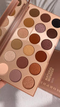 Load image into Gallery viewer, Natural wonder 18w eyeshadow palette
