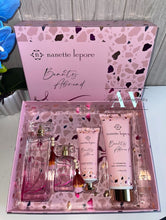 Load image into Gallery viewer, nanette lepore /Beauty abroad perfume set 4pcs
