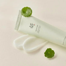 Load image into Gallery viewer, Beauty of Joseon Light On Serum: Centella + Vitamin C 30ml
